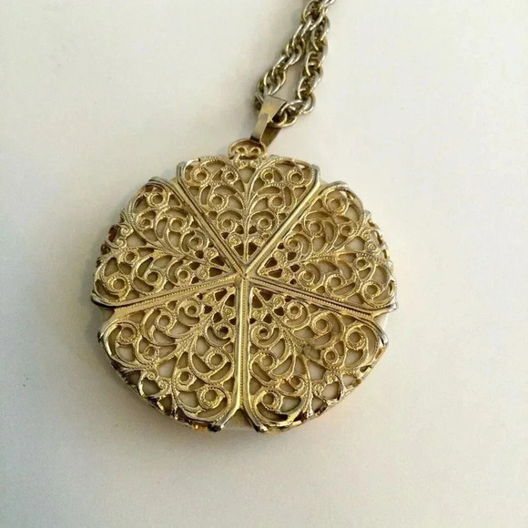 Vintage Womens Gold-tone Chain Cardinal Bird Enameled Pendant Necklace OS - Picture 6 of 9